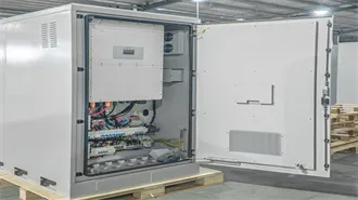 How to fix the leakage of solar photovoltaic panels