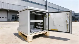Photovoltaic energy storage battery compartment