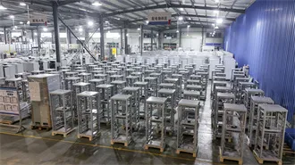 How to avoid high voltage arcing in photovoltaic panels