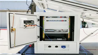 Is there a simple high voltage inverter