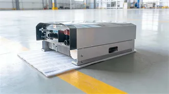 How much does a 580-watt photovoltaic panel cost