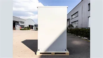 The photovoltaic panel was soaked in water